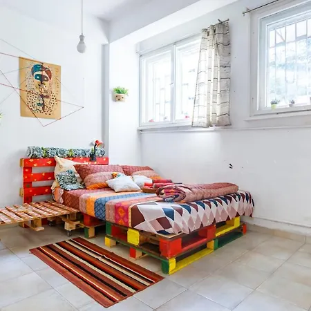 Vrabcha 13 Top Center Studio Apartment Sofia